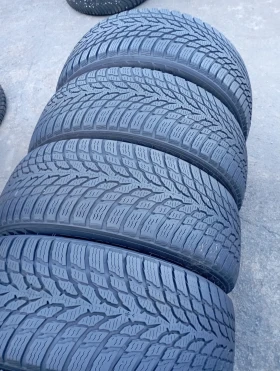 Гуми Зимни 215/60R16, снимка 4 - Гуми и джанти - 47493287