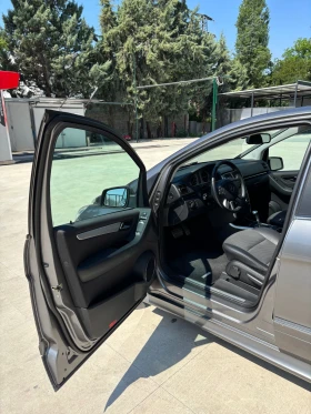 Mercedes-Benz B 200, снимка 7