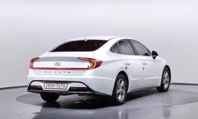 Hyundai Sonata 2.0 LPG Smart * НАЙ-ДОБРА ЦЕНА В БЪЛГАРИЯ* , снимка 2