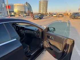 Mercedes-Benz CLA 200 AMG Line/CarPlay/Камера/Подгрев/Реални км, снимка 12