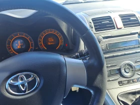 Toyota Auris 1.4VVTi 97k.c., снимка 8
