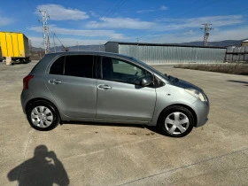 Toyota Yaris vvt- НАПЪЛНО ОБСЛУЖЕН, снимка 3