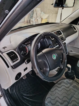 Обява за продажба на Skoda Roomster 1. 4 ~5 300 лв. - изображение 7