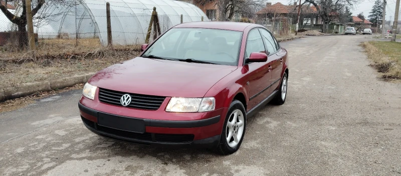 VW Passat 1.9tdi 110 klimatronik, снимка 1 - Автомобили и джипове - 48360984