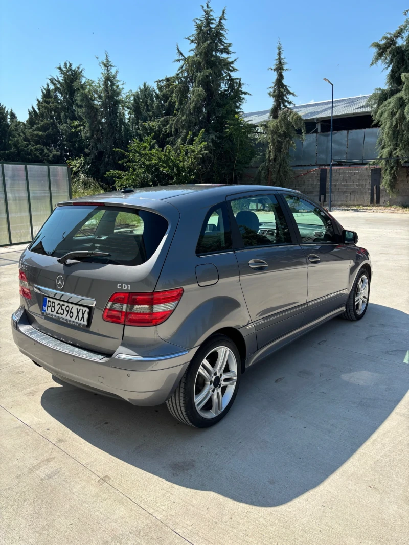 Mercedes-Benz B 200, снимка 4 - Автомобили и джипове - 52511985