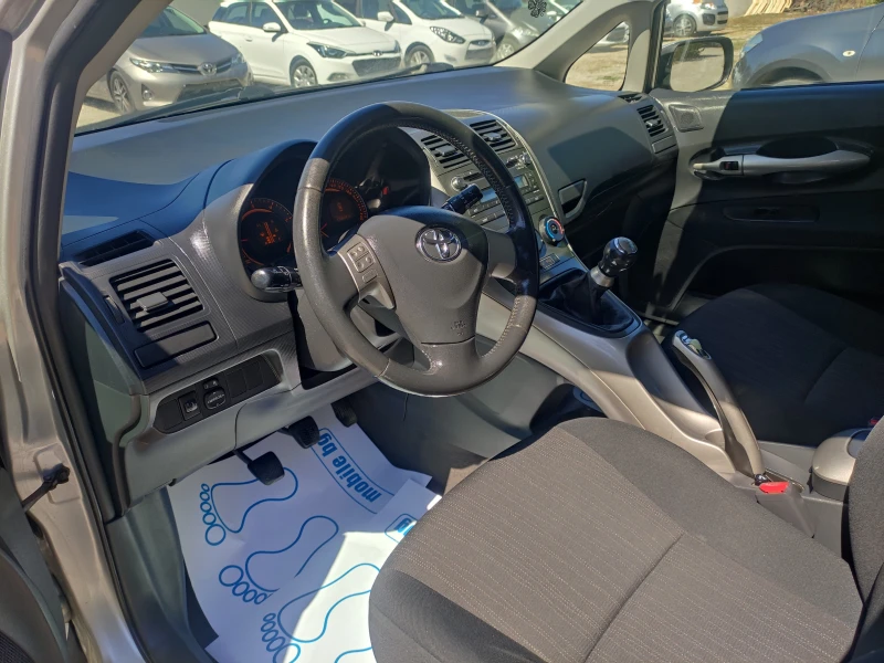Toyota Auris 1.4d4d като нов 170000км, снимка 7 - Автомобили и джипове - 52620933