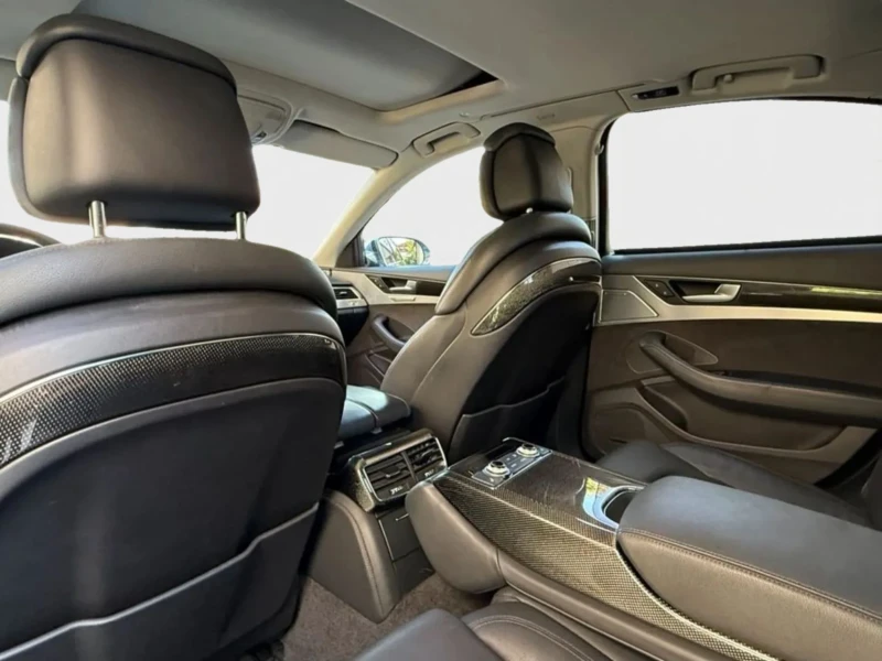 Audi S8 Очакван Внос  Audi S8 CERAMIC* CARBON, снимка 7 - Автомобили и джипове - 51936830
