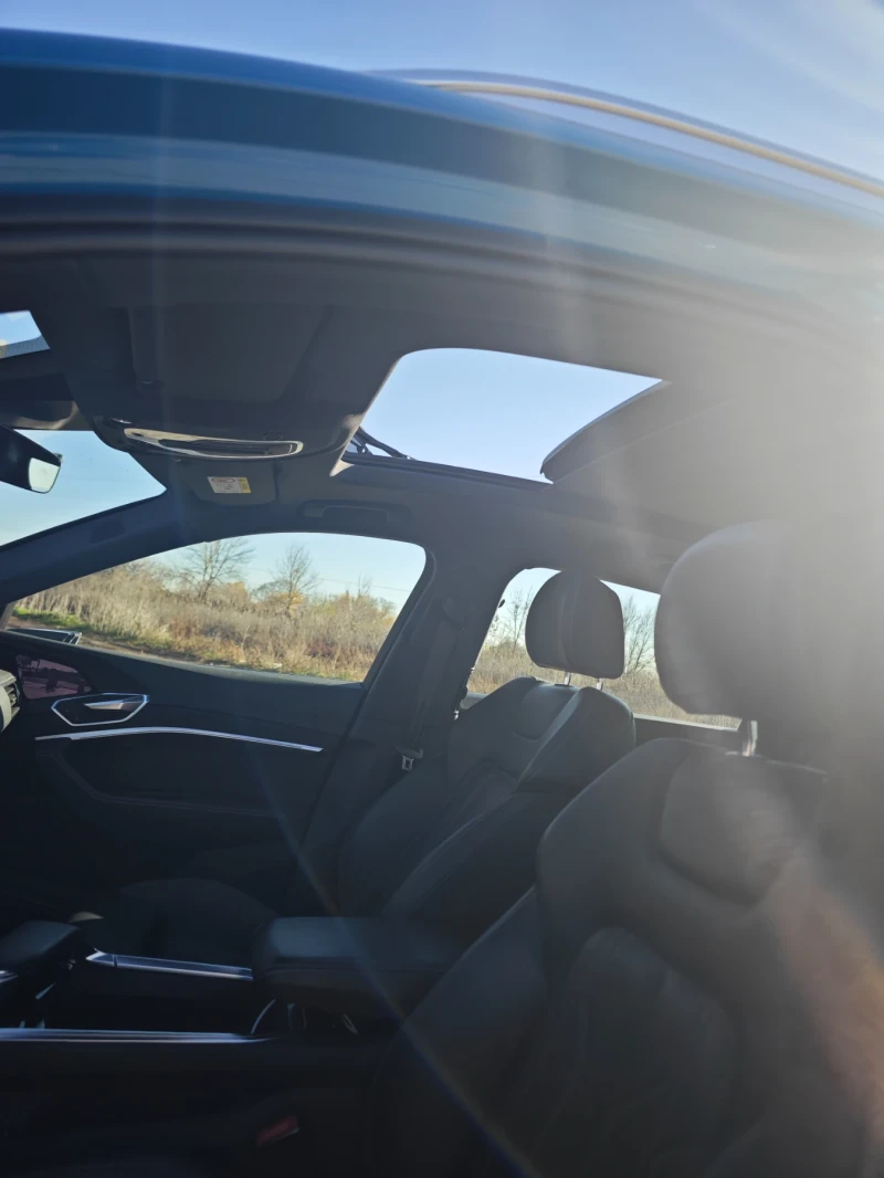 Audi E-Tron, снимка 10 - Автомобили и джипове - 52413702