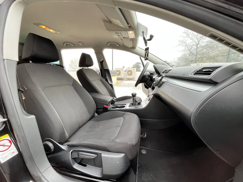 VW Passat 2.0TDI/COMMON/RAIL, снимка 16 - Автомобили и джипове - 52914581