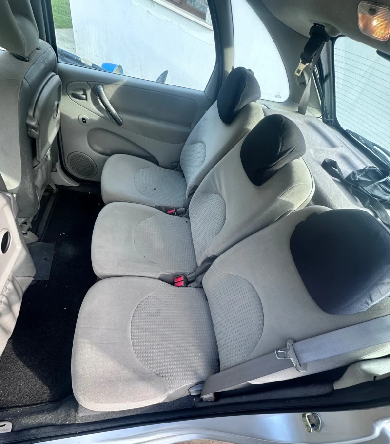 Citroen Xsara picasso 2.0hdi 90k, снимка 6 - Автомобили и джипове - 52921163