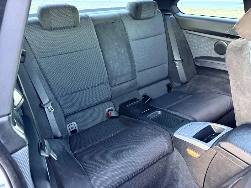 BMW 335 D M PACKET / NAVI / AVTOMAT / ALCANTARA / XENON , снимка 12 - Автомобили и джипове - 52945143