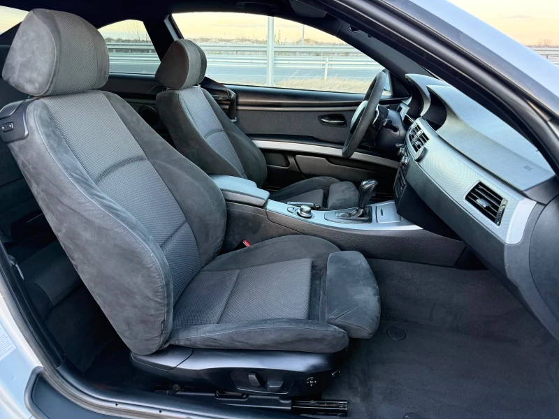 BMW 335 D M PACKET / NAVI / AVTOMAT / ALCANTARA / XENON , снимка 10 - Автомобили и джипове - 52945143
