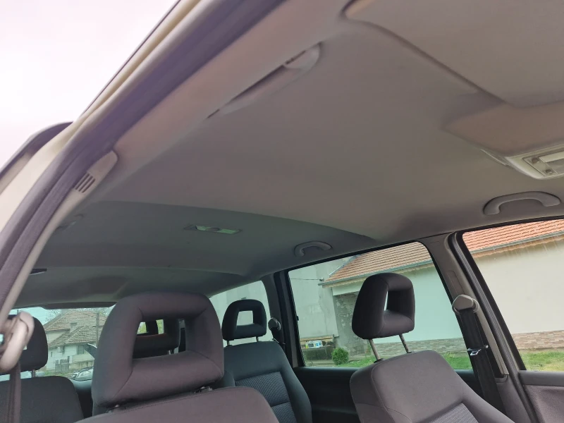 VW Sharan, снимка 17 - Автомобили и джипове - 52949812