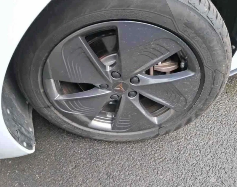 Cupra Born Electric 150 KW.62 Kwh.Kamera.Led.Navi, снимка 13 - Автомобили и джипове - 52960561