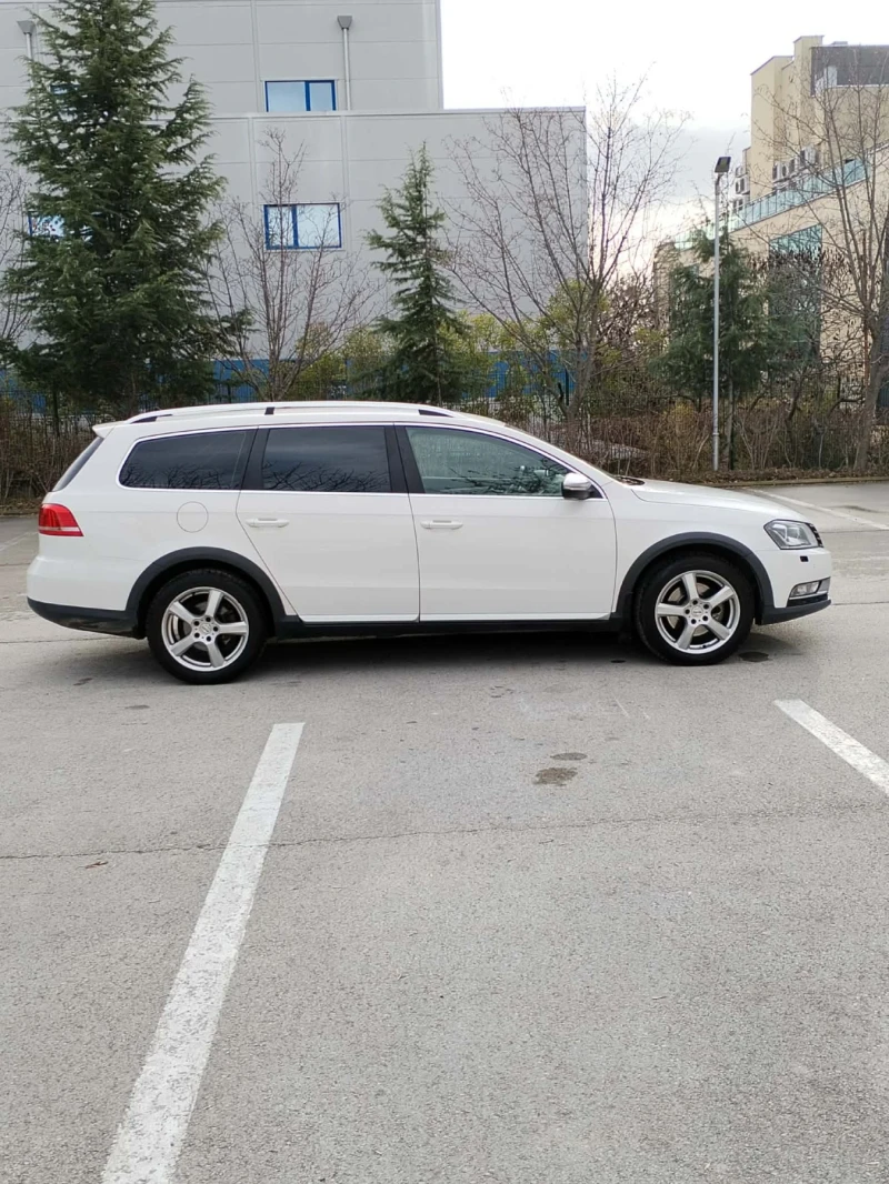 VW Alltrack 2.0 TDI, снимка 9 - Автомобили и джипове - 53024120