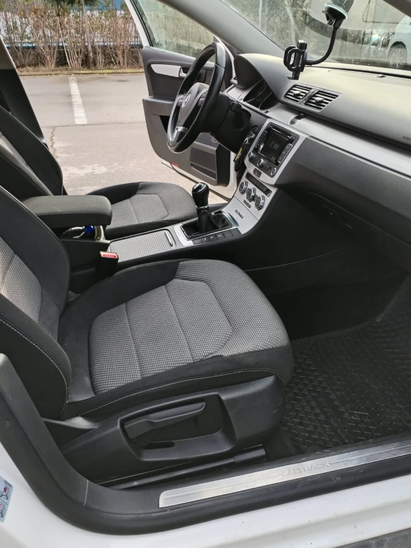 VW Alltrack 2.0 TDI, снимка 13 - Автомобили и джипове - 53024120