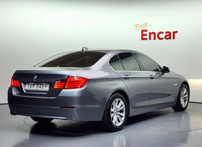 BMW 520  - изображение 2