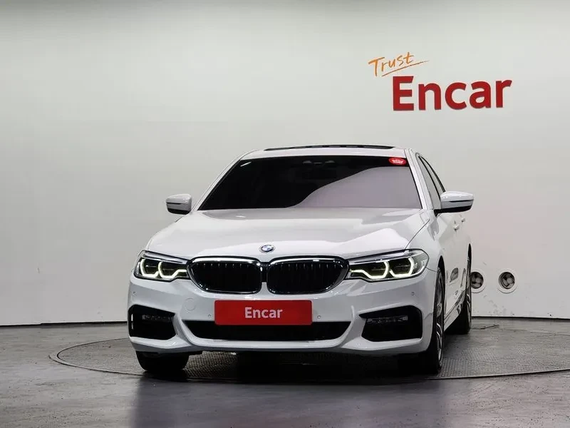 BMW 530 (G30) 530I xDrive M Sports, снимка 3 - Автомобили и джипове - 56114555