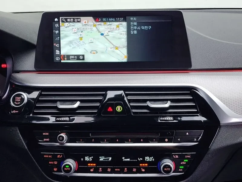 BMW 530 (G30) 530I xDrive M Sports, снимка 15 - Автомобили и джипове - 56114555