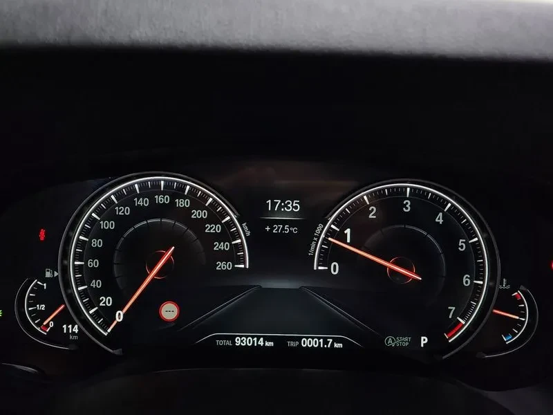 BMW 530 (G30) 530I xDrive M Sports, снимка 8 - Автомобили и джипове - 56114555