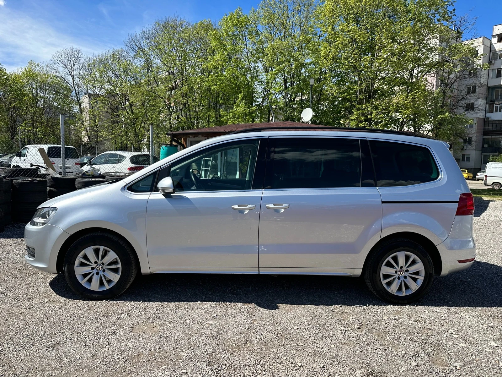 VW Sharan 2.0TDI 140kc DSG 7MESTA ITALIA - изображение 6