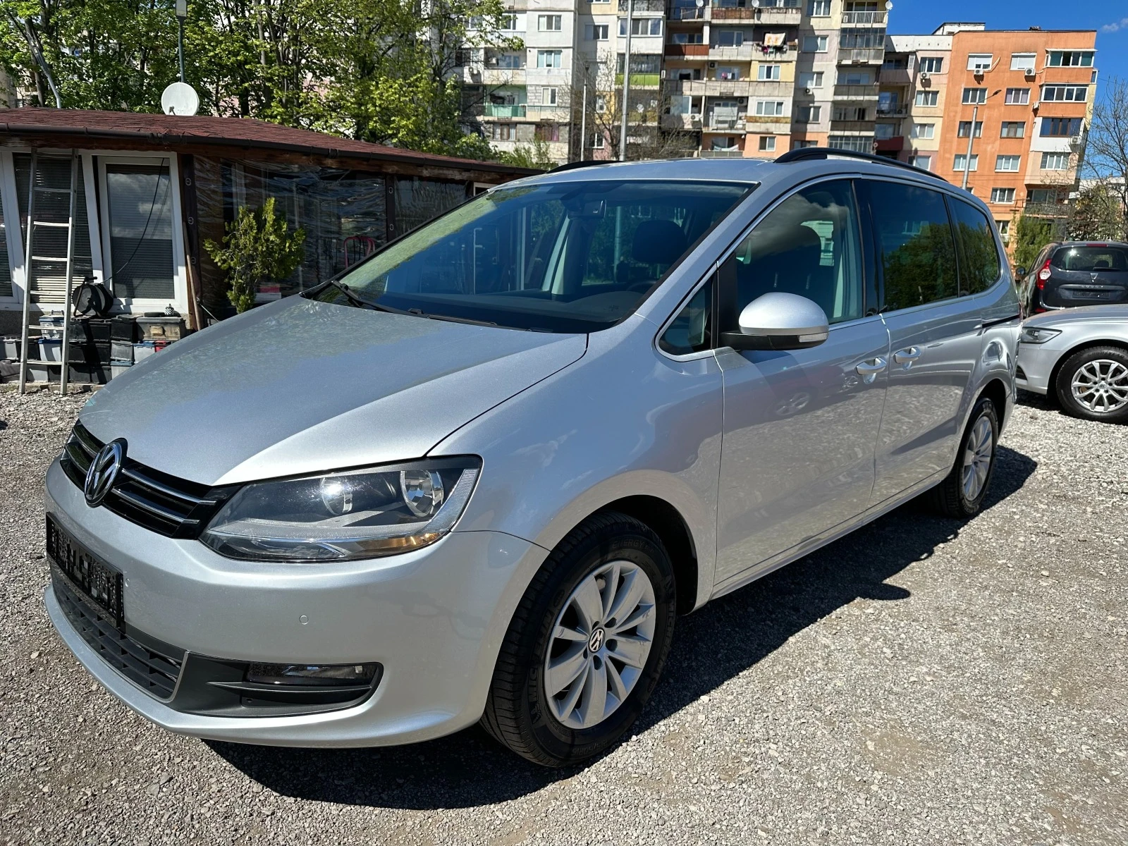 VW Sharan 2.0TDI 140kc DSG 7MESTA ITALIA - изображение 7