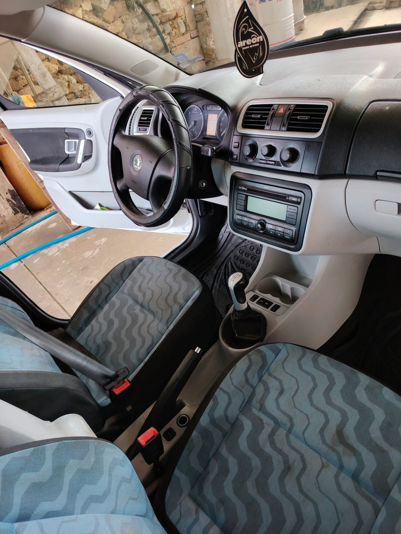 Skoda Roomster 1. 4 - изображение 10