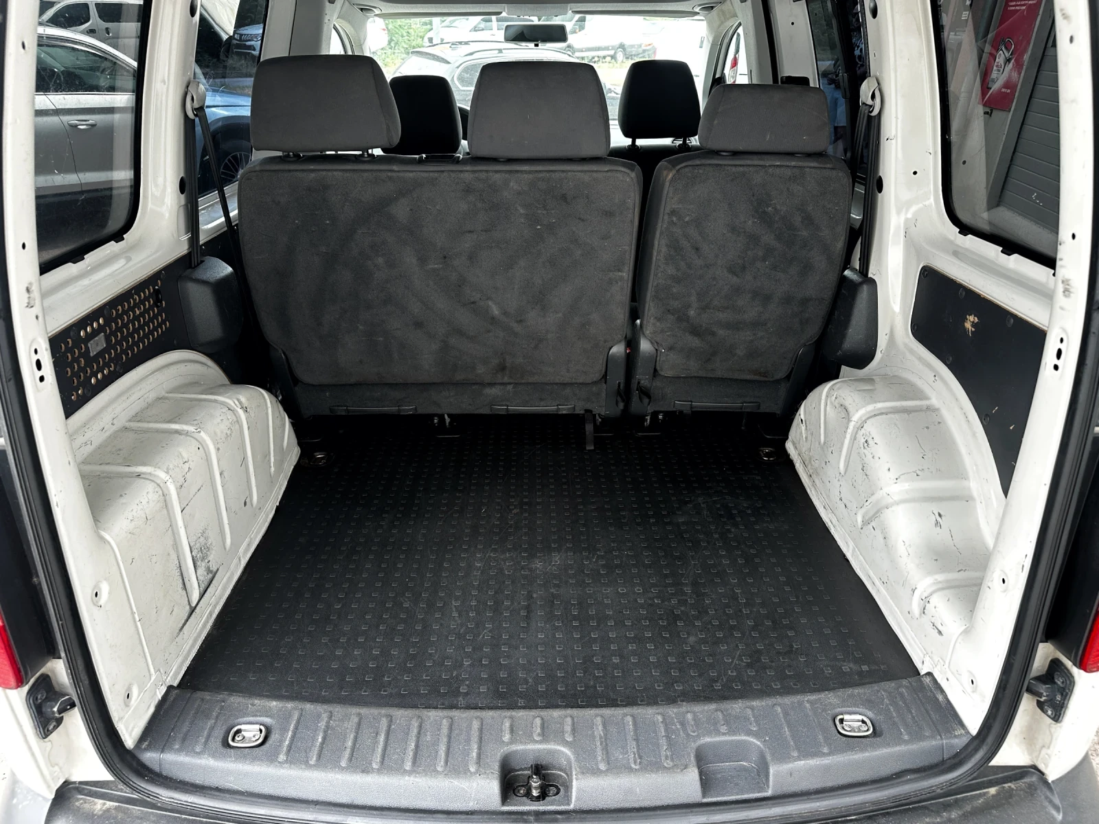 VW Caddy 1.6TDI КЛИМА | Mobile.bg — изображение 14
