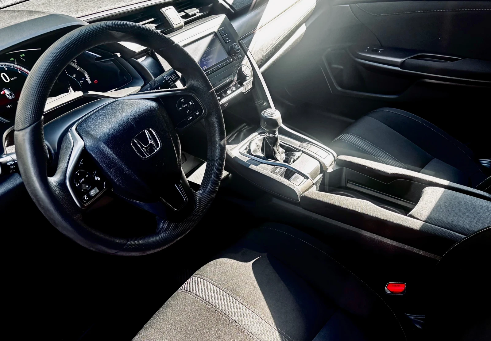 Honda Civic 10 - изображение 4