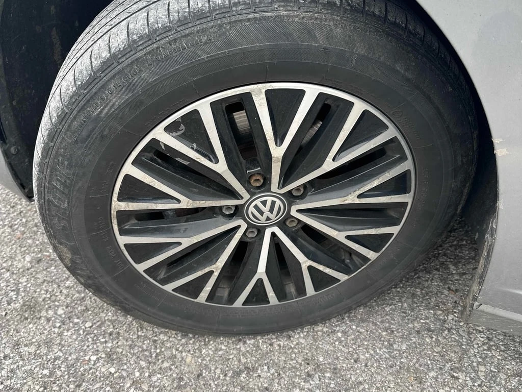 VW Jetta * Highline * CARFAX *    | Mobile.bg   8