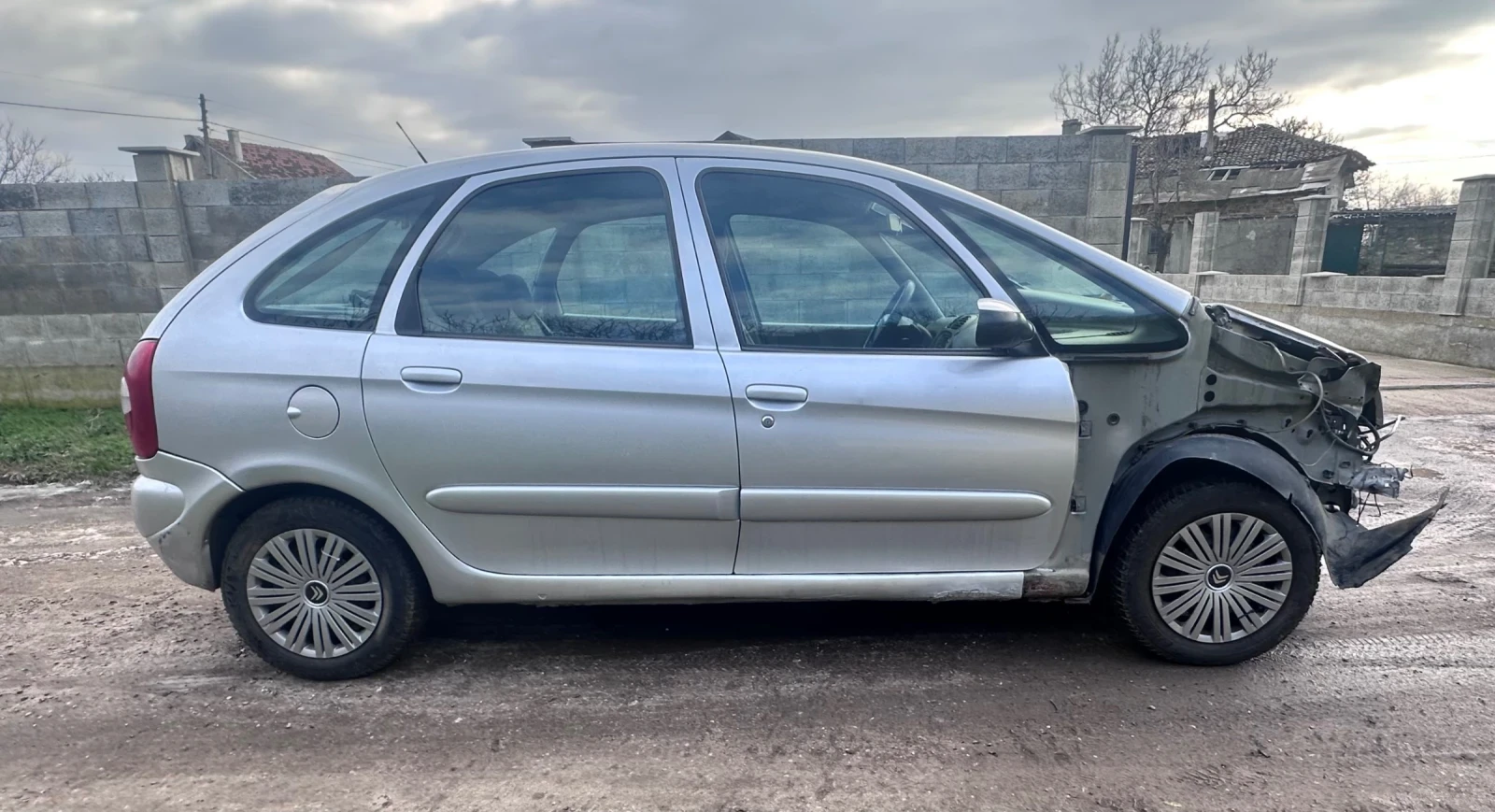 Citroen Xsara picasso 2.0hdi 90k - изображение 3