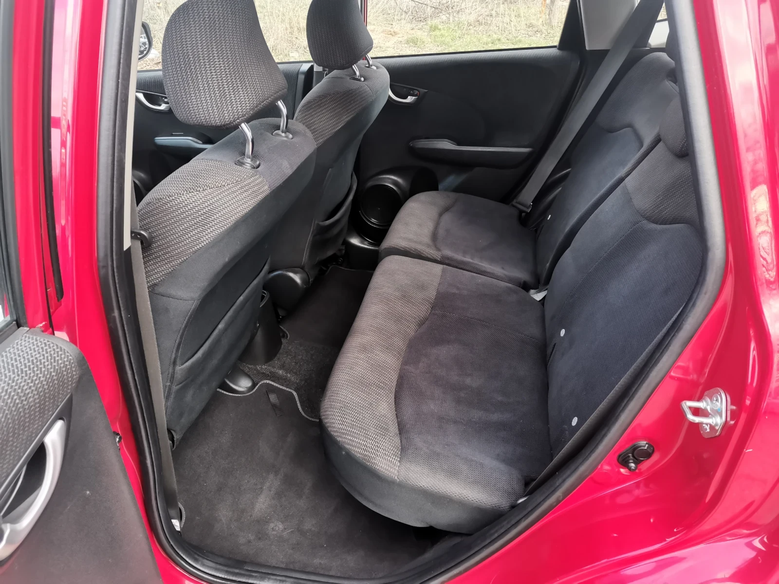 Honda Jazz 1.4i-VTEC, снимка 12 - Автомобили и джипове - 53631881