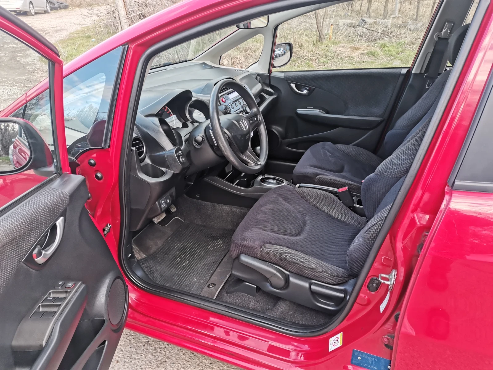 Honda Jazz 1.4i-VTEC, снимка 9 - Автомобили и джипове - 53631881