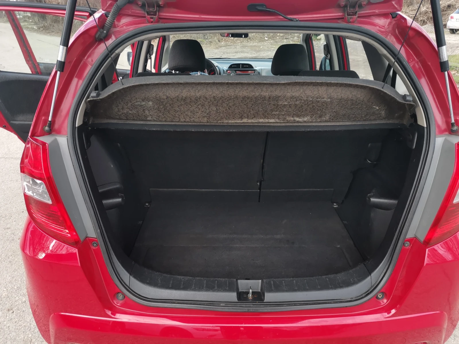 Honda Jazz 1.4i-VTEC, снимка 13 - Автомобили и джипове - 53631881