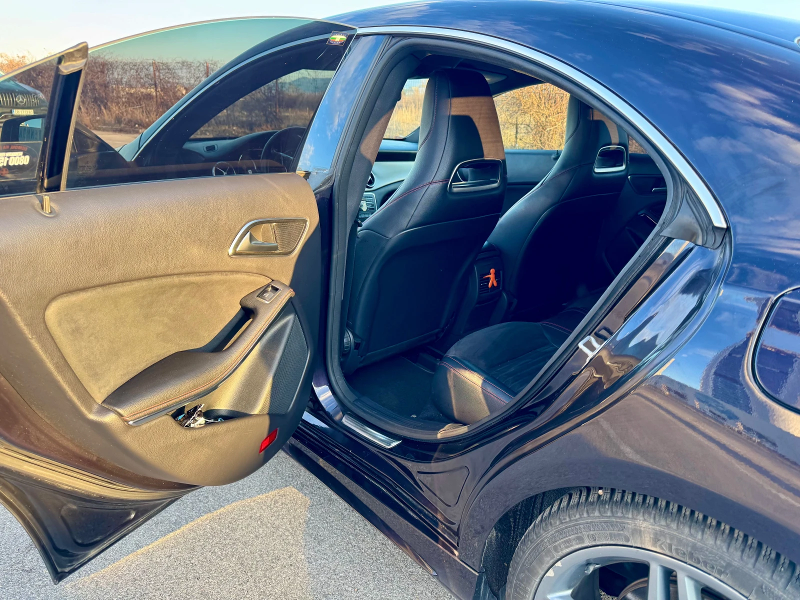 Mercedes-Benz CLA 200  - изображение 7