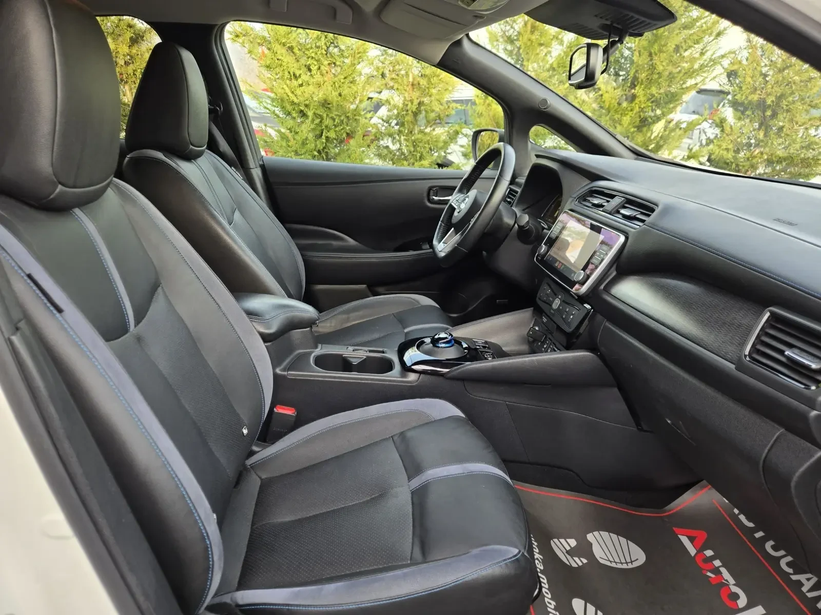 Nissan Leaf  62KW= 66.000KM= TEKNA= DISTRONIC= 360= ПОДГРЕВ, снимка 14 - Автомобили и джипове - 53804305