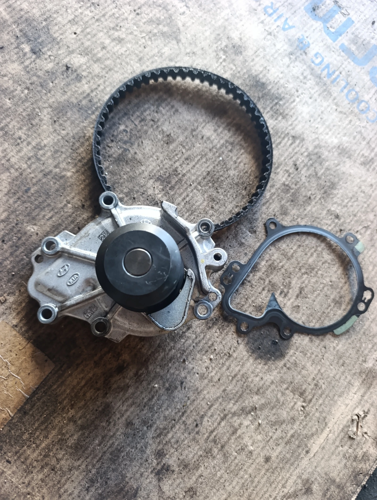 Kia Ceed Tourer Hibrid , снимка 13 - Автомобили и джипове - 53808909