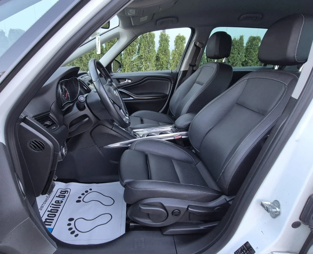 Opel Zafira 2.0d, снимка 10 - Автомобили и джипове - 53979947