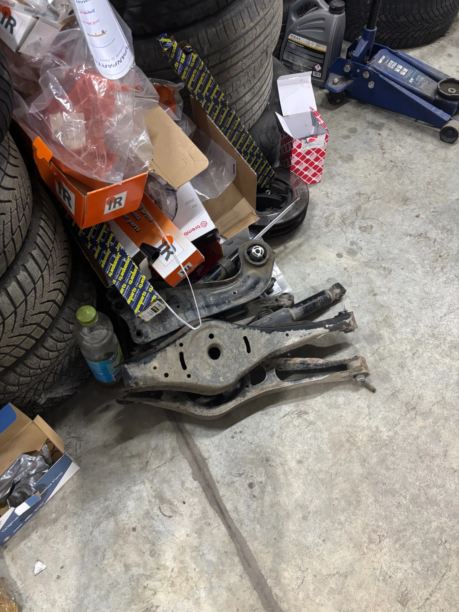 VW Golf 1.9 TDI/6 ск./Реални Км/Заводски без ДПФ., снимка 16 - Автомобили и джипове - 54001252