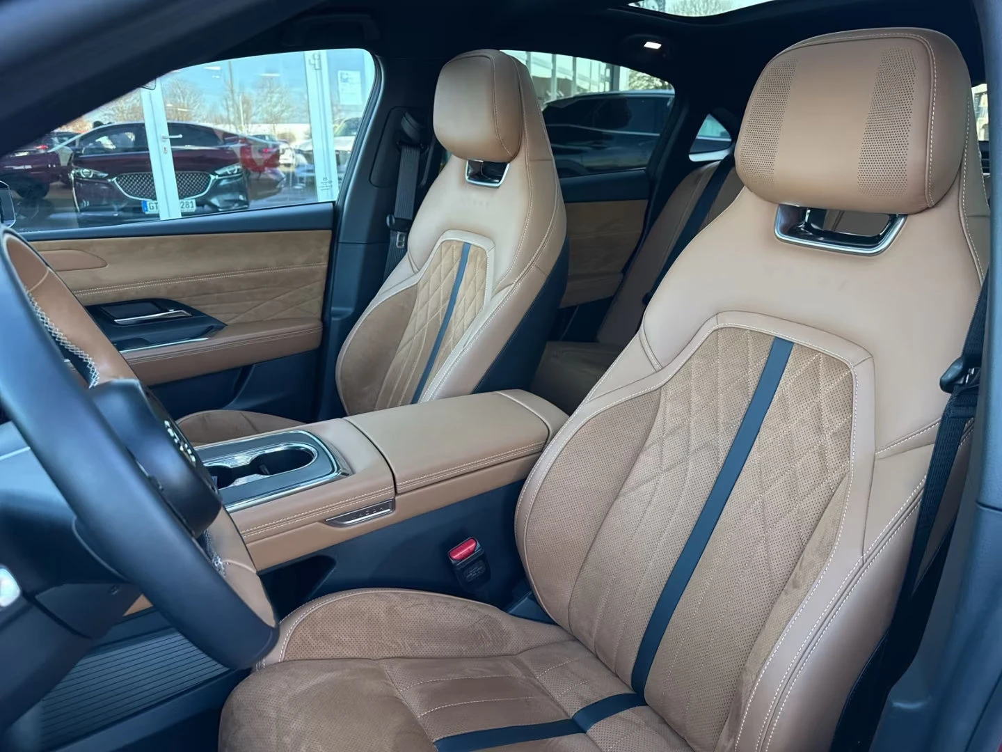 Mazda 6 e/245HP/TAKUMI-PLUS/360/HUD/PANO/314z, снимка 13 - Автомобили и джипове - 54254086