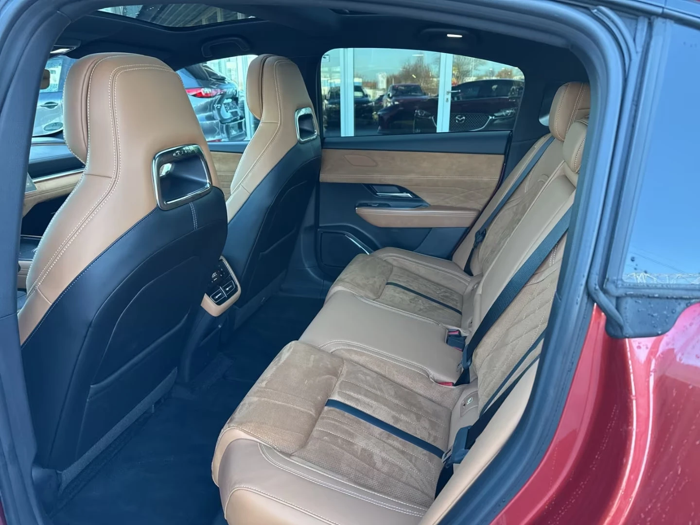 Mazda 6 e/245HP/TAKUMI-PLUS/360/HUD/PANO/314z, снимка 14 - Автомобили и джипове - 54254086