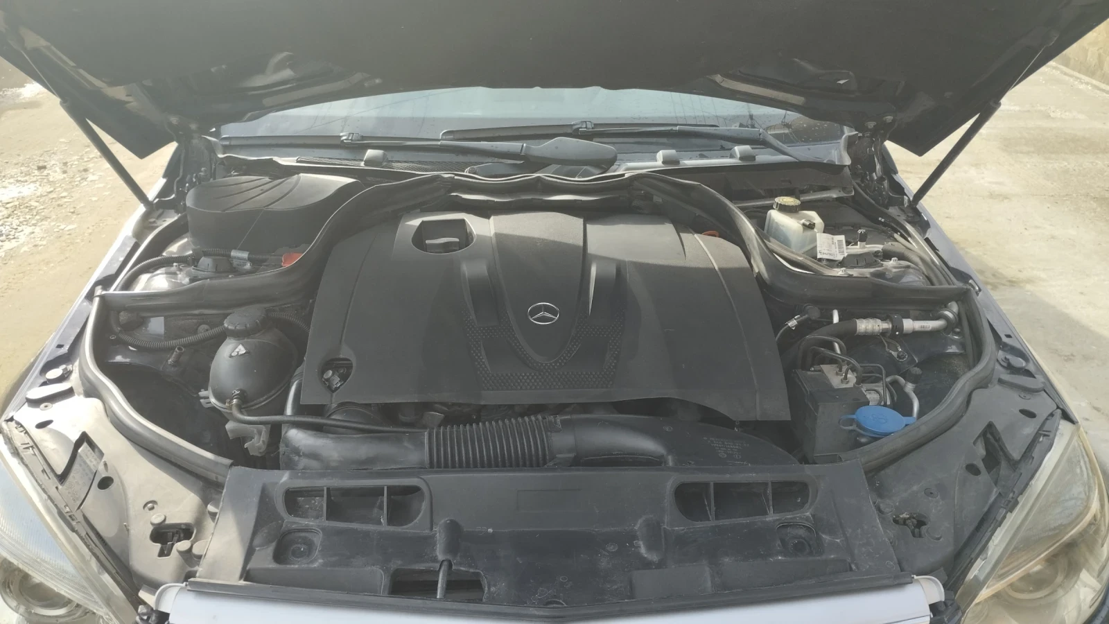 Mercedes-Benz C 220, снимка 6 - Автомобили и джипове - 54391406