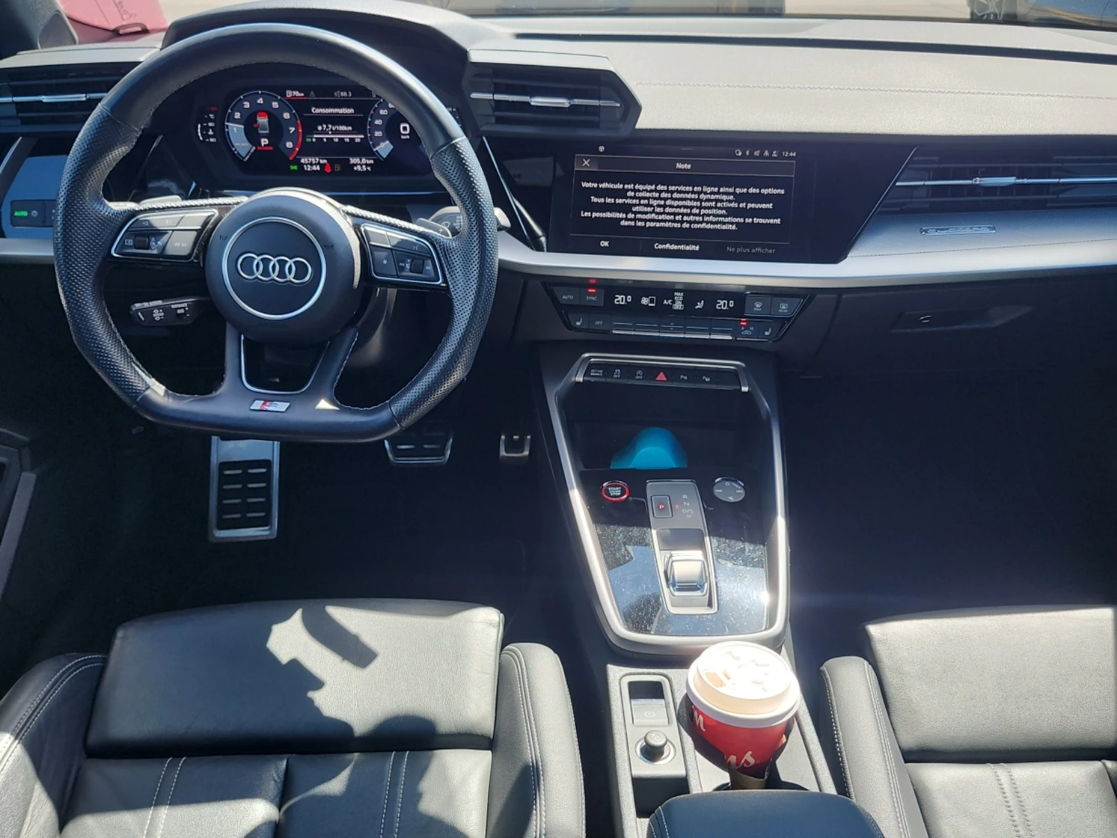 Audi S3 KOMFORT * * CARFAX * * Цена до БГ * * , снимка 9 - Автомобили и джипове - 54402526