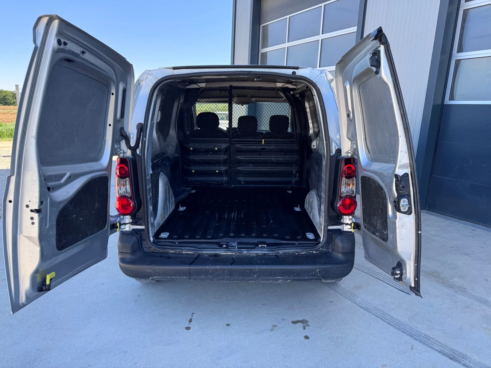 Citroen Berlingo 120 000 KM EVRO 6, снимка 11 - Автомобили и джипове - 54554600