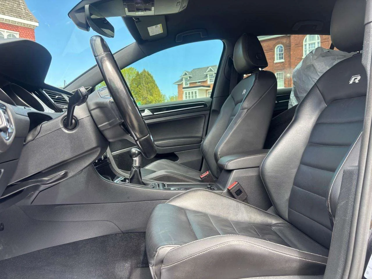VW Golf R 4x4, ПОДГРЕВ, ПАНО, ЦЕНА ДО БГ, снимка 6 - Автомобили и джипове - 54873346