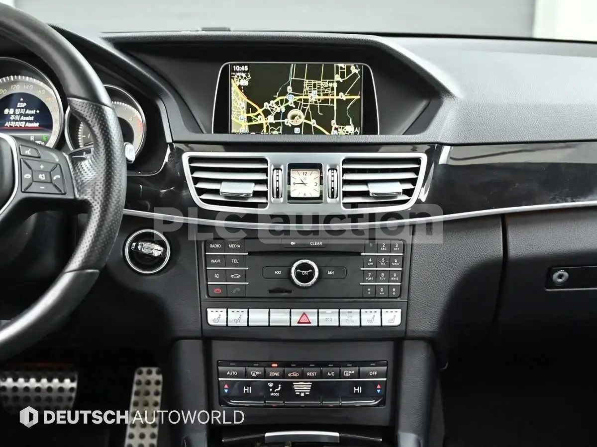 Mercedes-Benz E 350 4MATIC !AMG LINE! !PANO! !360!, снимка 12 - Автомобили и джипове - 54953761