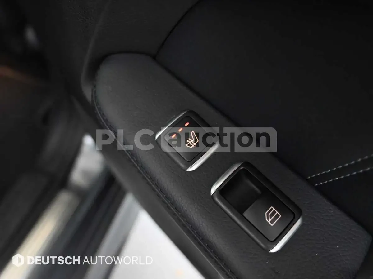 Mercedes-Benz E 350 4MATIC !AMG LINE! !PANO! !360!, снимка 14 - Автомобили и джипове - 54953761