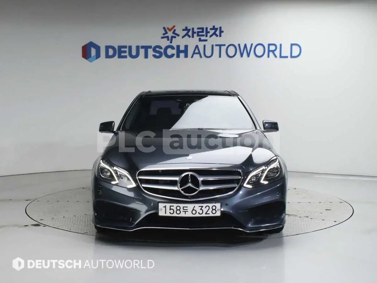 Mercedes-Benz E 350 4MATIC !AMG LINE! !PANO! !360!, снимка 3 - Автомобили и джипове - 54953761