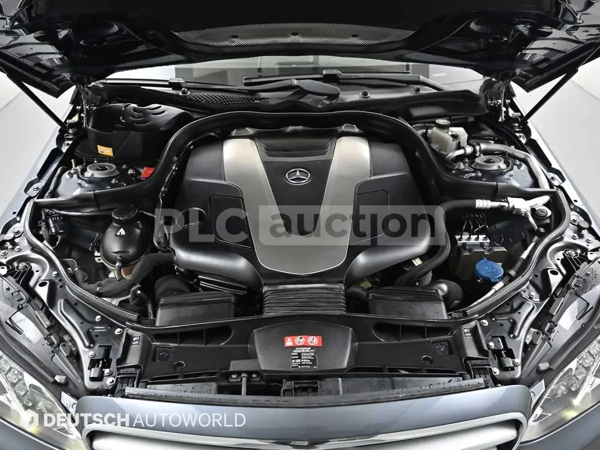 Mercedes-Benz E 350 4MATIC !AMG LINE! !PANO! !360!, снимка 6 - Автомобили и джипове - 54953761