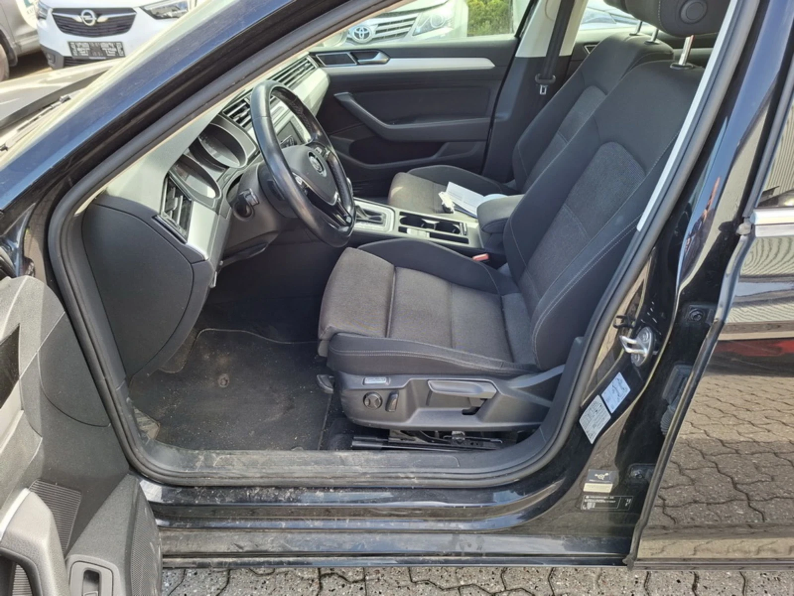 VW Passat Variant | 1.4 TSI 150HP | DSG7 | Comfortline , снимка 9 - Автомобили и джипове - 55252589